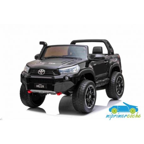 Coche Eléctrico Infantil Toyota Hilux Rugged X 4X4 12V mando 2.4G 2 plazas